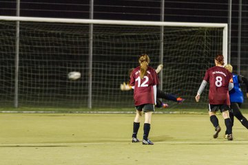 Bild 32 - Frauen am 26.10.12
